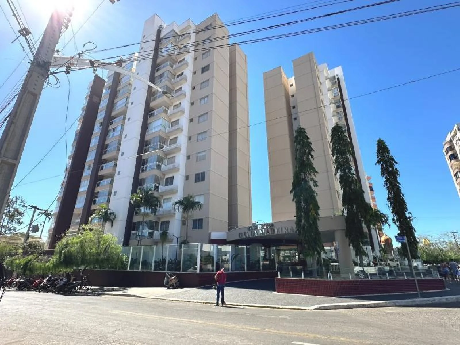 Casa da Madeira em Caldas Novas — foto 1