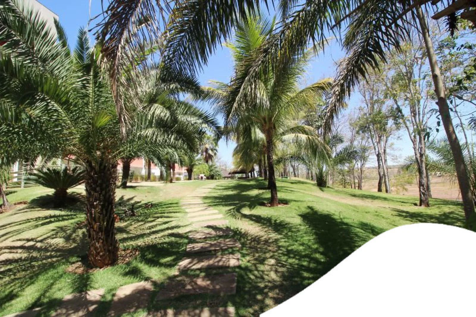 Pontal do Lago em Caldas Novas — foto 3